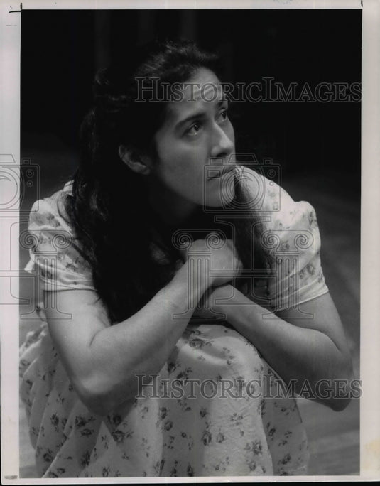 1990 Press Photo La ExtraÃ±a in Mary Gallagher's Â¿De Donde? - cvb36187 - Historic Images