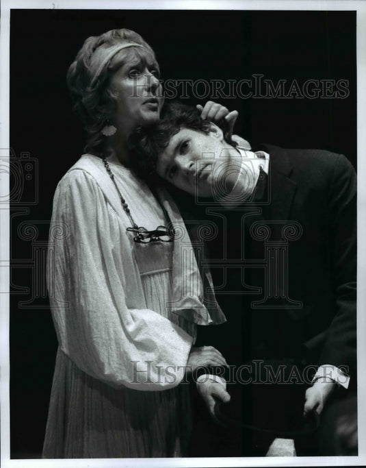 1996 Press Photo Scene in the Play "The Simpleton of the Unexpectected Isles" - Historic Images