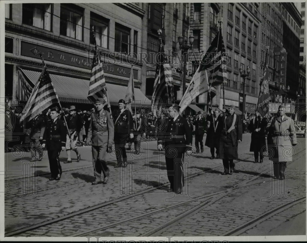 1940, Veterans of Foreign Wars in St. Patrick Day parade - cvb36355 - Historic Images