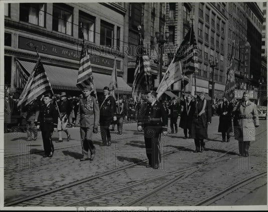 1940, Veterans of Foreign Wars in St. Patrick Day parade - cvb36355 - Historic Images