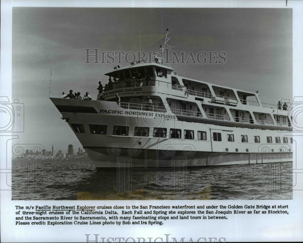 1984 Press Photo The m/v Pacific Northwest Explorer cruises - cvb36473 - Historic Images