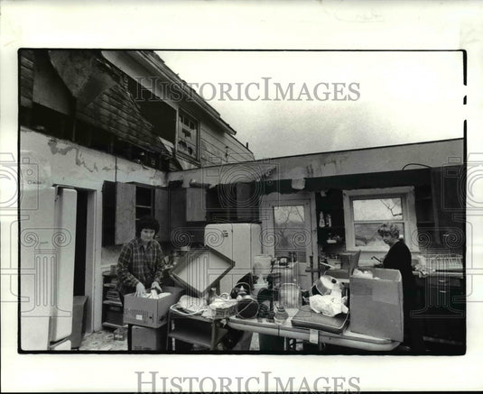 1985 Press Photo Caroline Coffey's kitchen after bad weather and tornado at Ohio - Historic Images