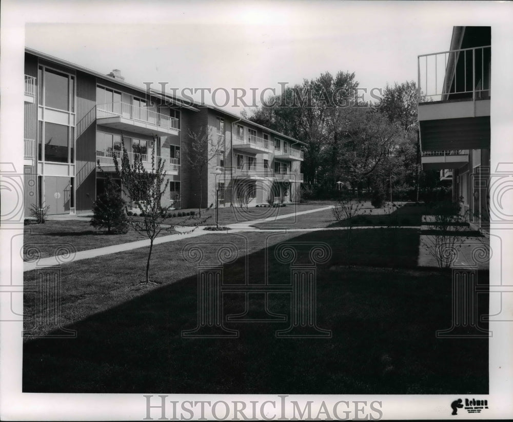 1961, Apartments - Euclid Hills Apartments - cvb36647 - Historic Images