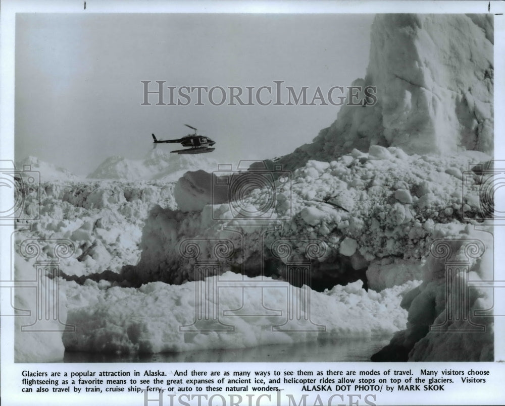 1992 Press Photo Glaciers are a popular attraction in Alaska - cvb36657 - Historic Images