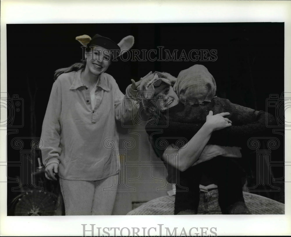 1983 Press Photo Helene Michelle Gresser and Tim Lile in The Coyote Stories - Historic Images