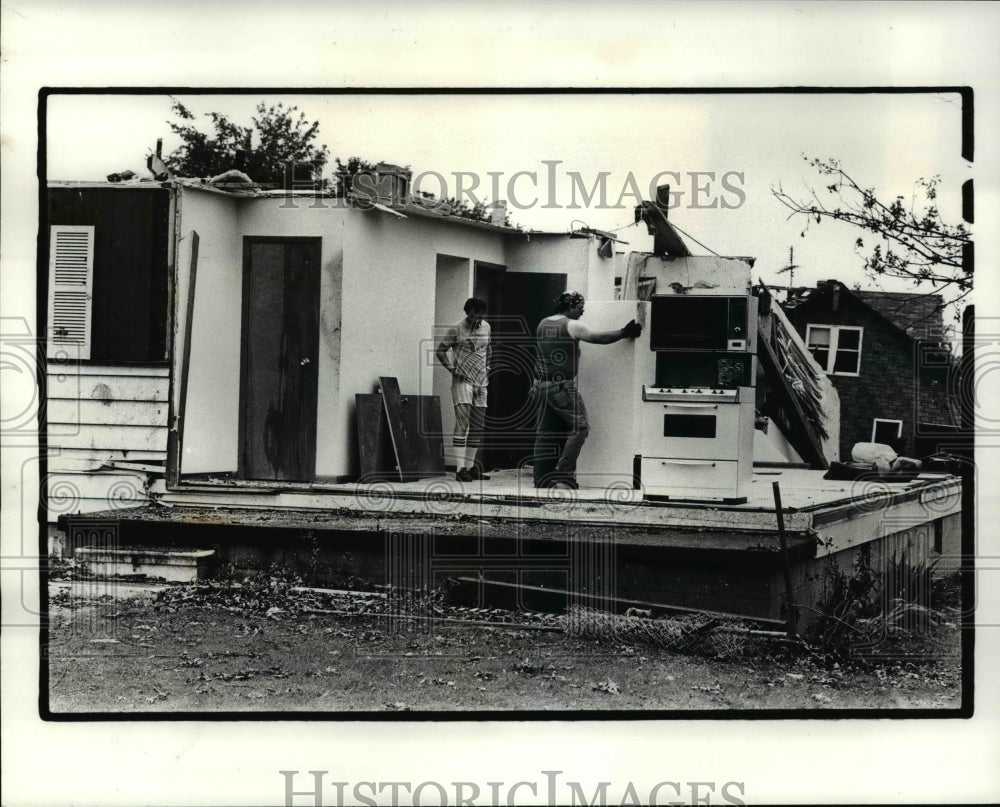 1985 Press Photo The Robert Smith home on Woodglen - cvb36809 - Historic Images