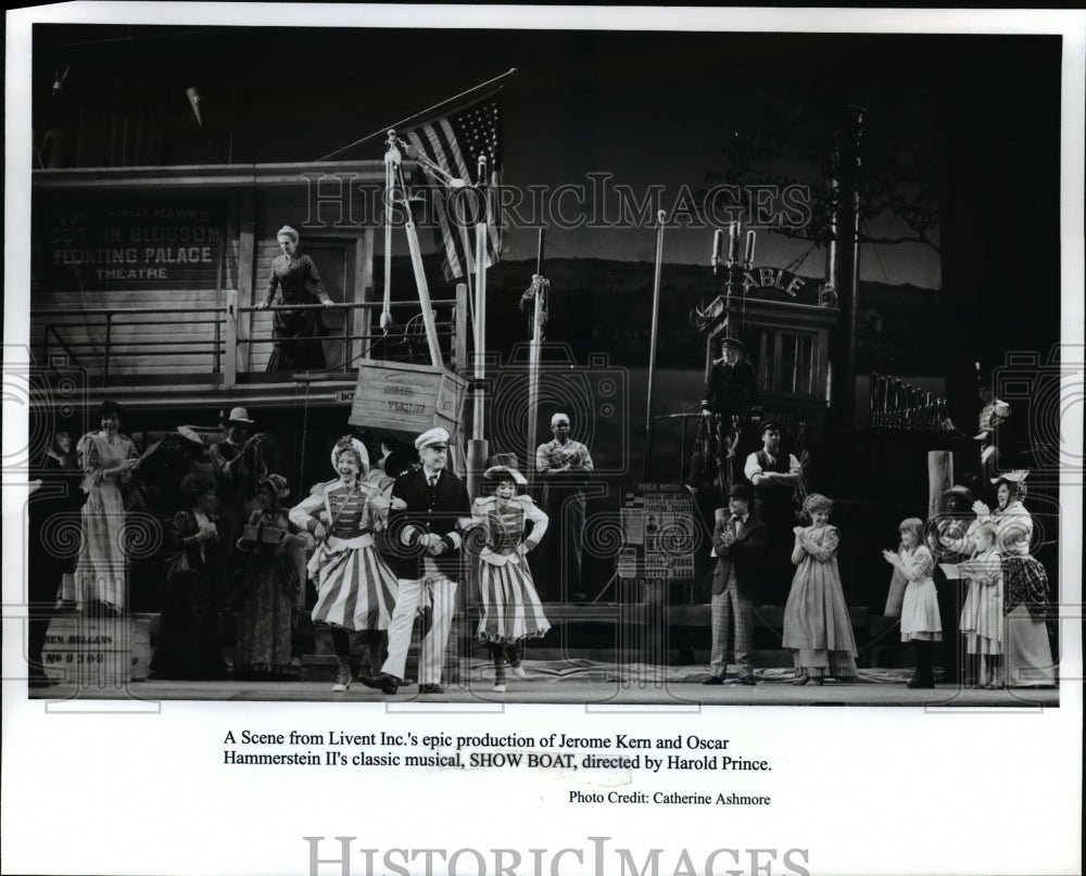 1997 Press Photo Livent Inc.-Show Boat play - cvb36817 - Historic Images