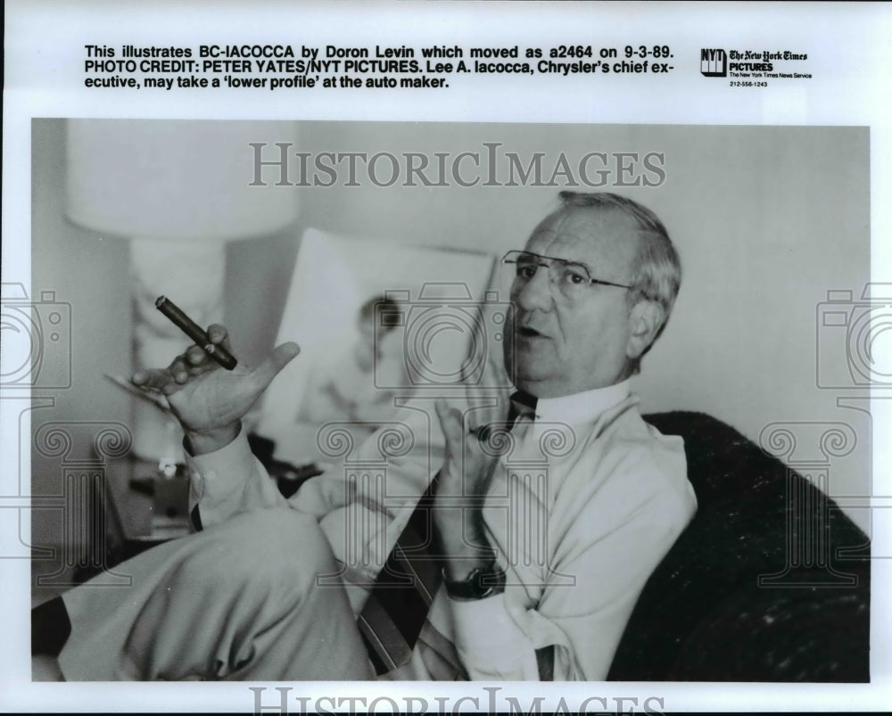 1989 Press Photo Lee A. Iaccoca, Chrysler&#39;s chief executive takes lower profile. - Historic Images