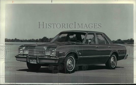 1975 Press Photo Plymouth Volare - cvb37209 - Historic Images