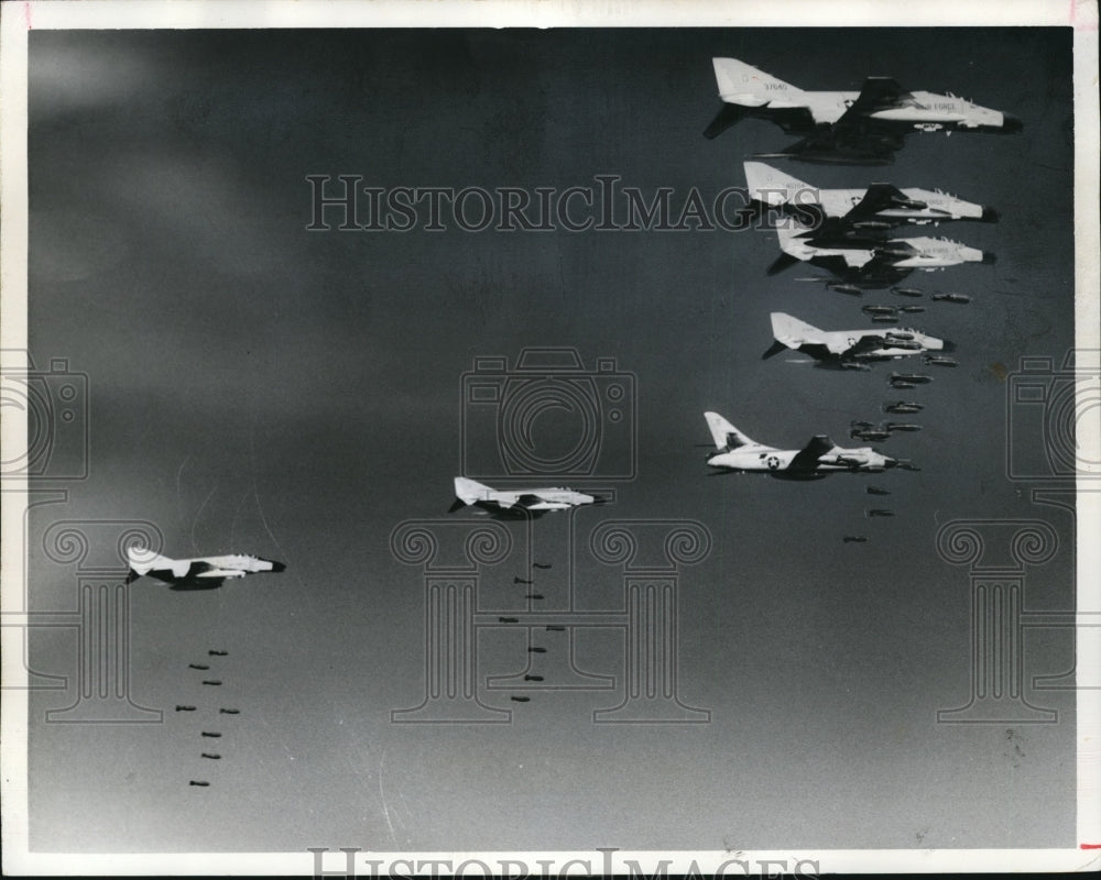 1966 Press Photo U.S.Air Force F4C Phanton jets-North Vietnam - cvb37968 - Historic Images