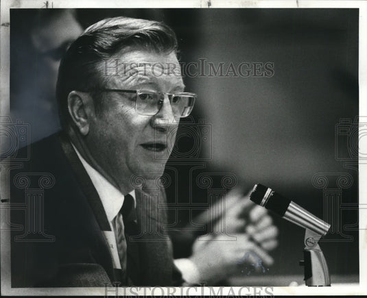 1982 Press Photo Stanley Pace - cvb38059 - Historic Images