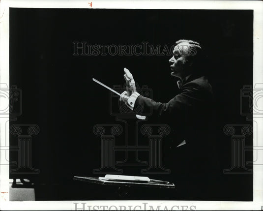 1973, Robert Page, Director of Choruses - cvb38163 - Historic Images