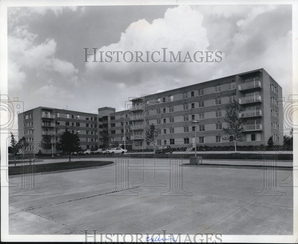 1970 Apartments - De Ville - East Beachwood-Historic Images