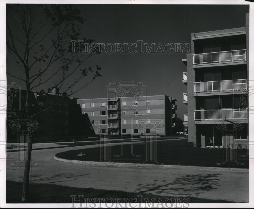 1966 Apartments, de Ville Apt., 23305 Chagrin Blvd.-Historic Images