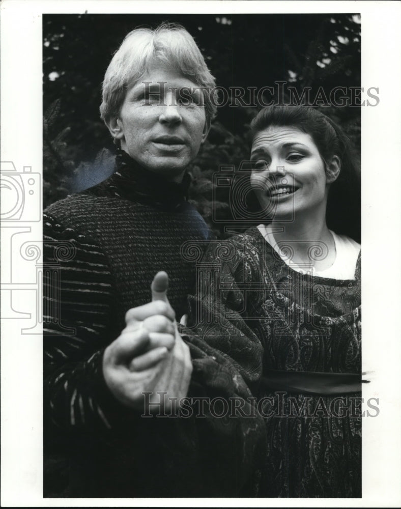 1982 Press Photo Tom Blair &amp; Maggie Thatcher in As you like it. - cvb38556 - Historic Images