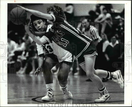 1990 Press Photo No 33 Dana Davis of Harvey & Anita Hurcenko no 11 of Jefferson - Historic Images
