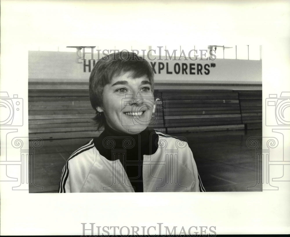 1984 Press Photo Hudson High Field Hockey Coach Pat Laflin - cvb38926 - Historic Images