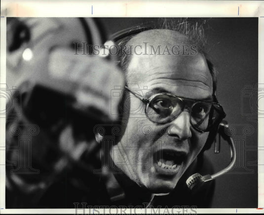 Press Photo Kerschbaum coach of Mentor football - cvb38957 - Historic Images