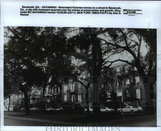 1989 Press Photo Renovated Victorian homes in Savannah Georgia - cvb39052 - Historic Images