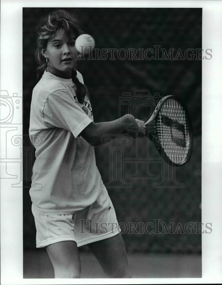 1990 Press Photo Tennis player Sarah Brown of Rocky River High - cvb39312 - Historic Images