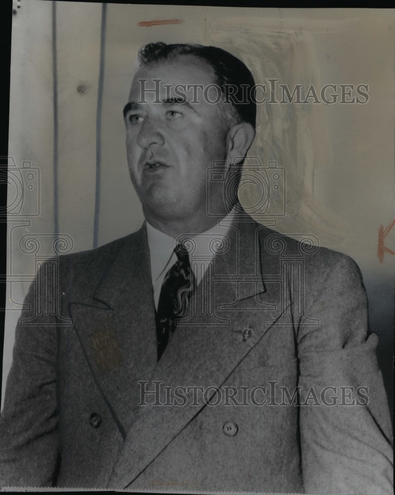 1961 Baseball Commissioner Happy Chandler talks to Reports in Miami-Historic Images