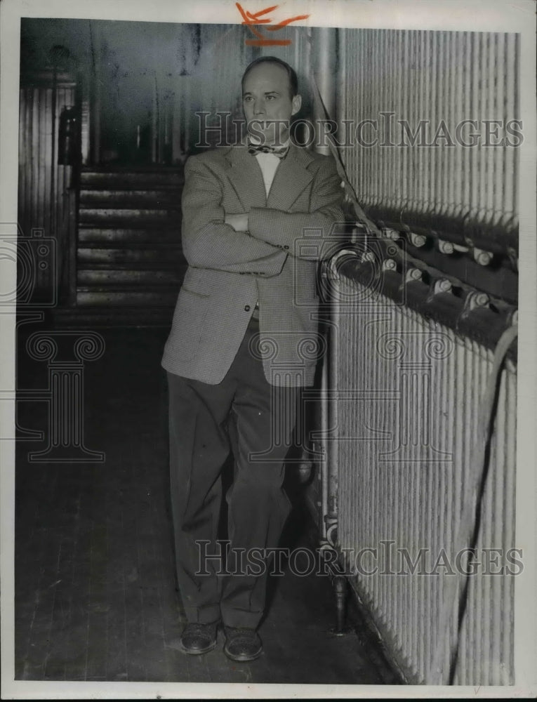 1951 Press Photo Eddie Finnigan Western Reserve University Athletic Director-Historic Images