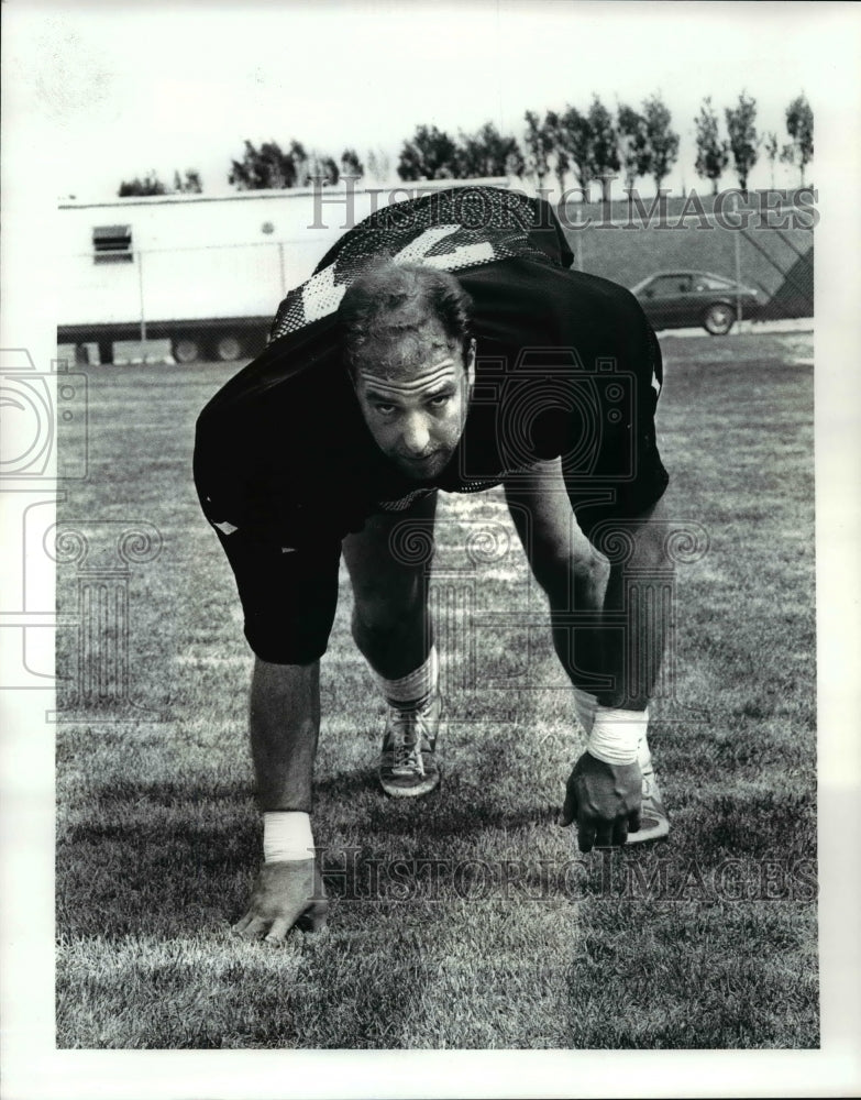 1986 Press Photo New defensive end for Cleveland Browns, No.71, Casey Merrill - Historic Images