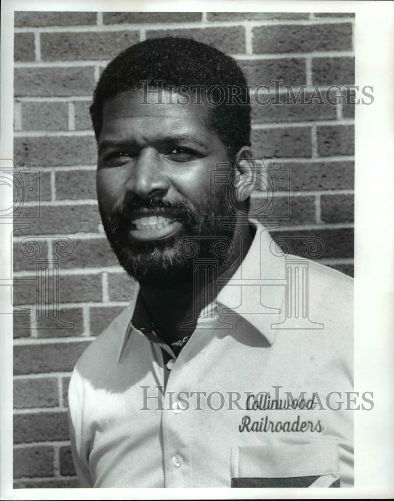 1989 Press Photo Collinwood High Track, Dave Elder, Coach - cvb39712-Historic Images