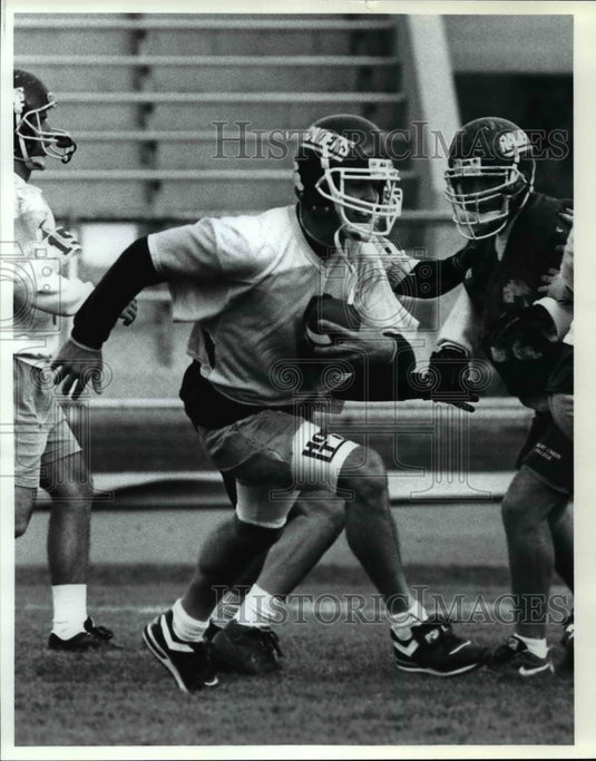 Press Photo Mount Union College, wide receiver Ed Bubonics, Alliance Ohio - Historic Images