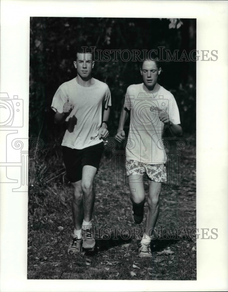 1991 Press Photo Firelands cross country runners Dustin Lamvermeyer, M. Strehle - Historic Images