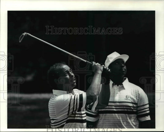 1991 Press Photo Ben Davis Keeps his Eye on the Ball with Al Jenkins - cvb40358 - Historic Images