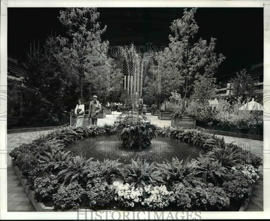 1987 Press Photo Nancy Hopkins and Dan Kinney at The Home and Flower show - Historic Images