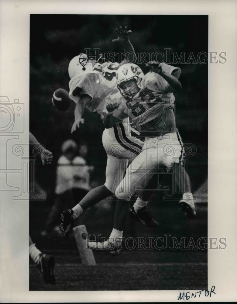 Press Photo Mentor Football players - cvb41142 - Historic Images