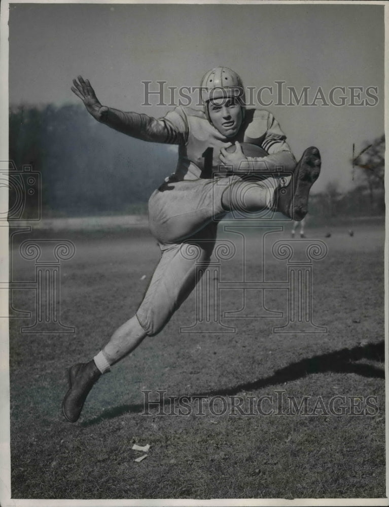 1950 Press Photo RHB Paul Brubeck, St. Ignatius football - cvb41289 - Historic Images