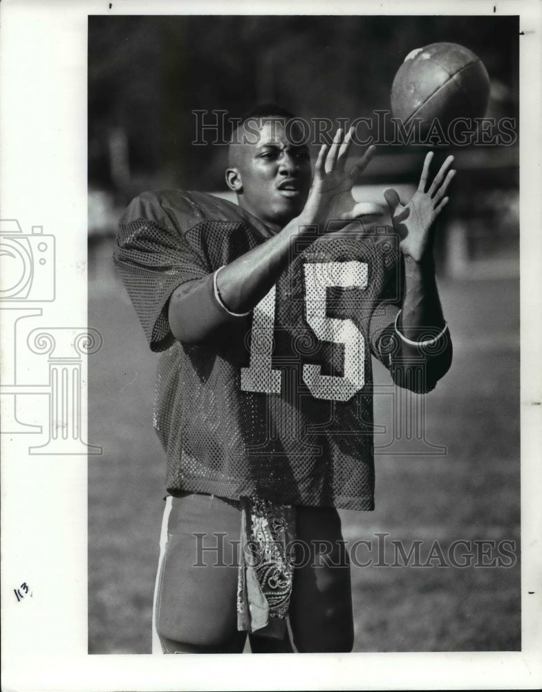 1989 Press Photo Reggie Brown, senior tailback for John Marshall High School - Historic Images