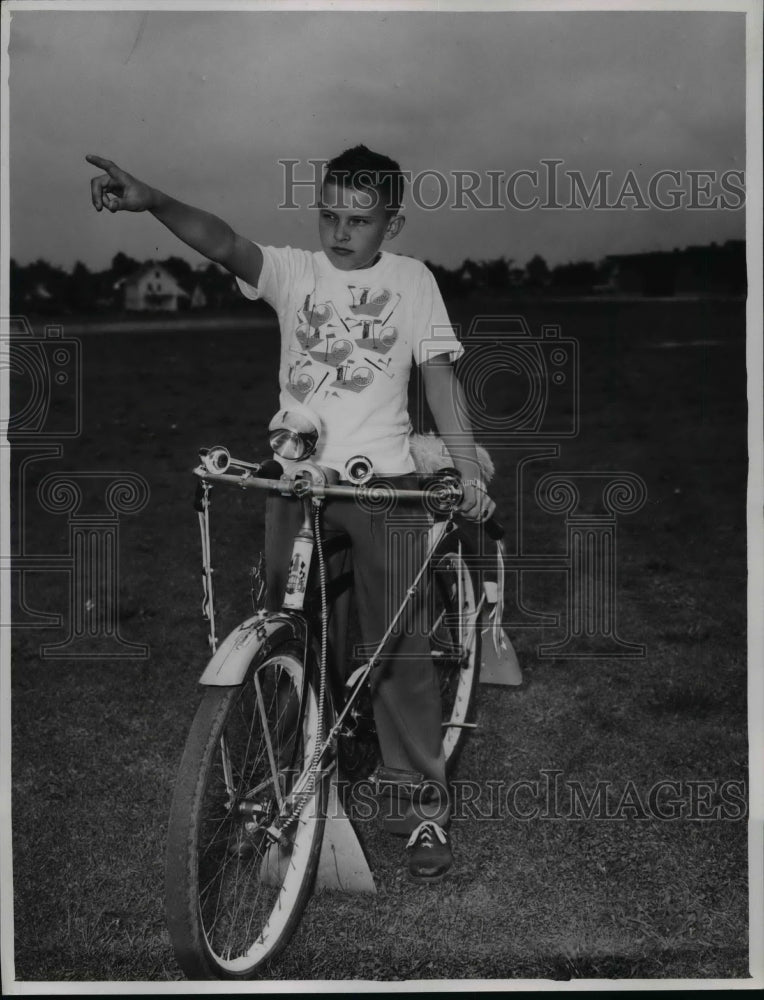 1951 Press Photo Fred Krause, 11500 Linnet Avenue, last to see Beverly Potts - Historic Images