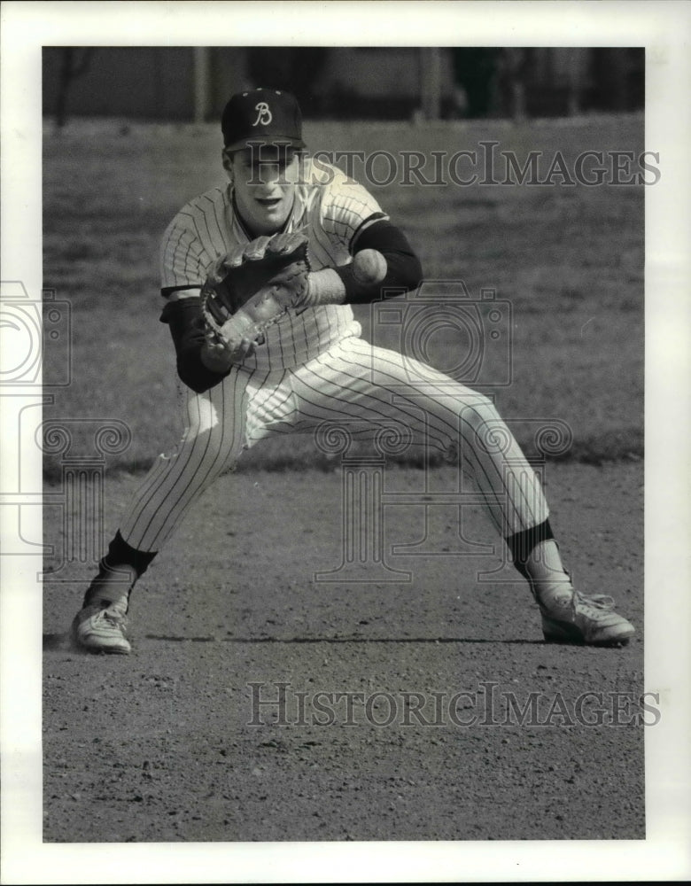 1986 Press Photo Brush High School third base player, John Barzellato - Historic Images