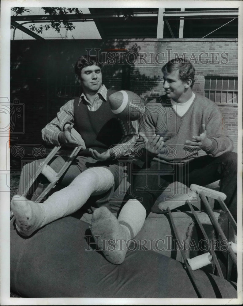 1971 Press Photo Tom Muscenti and Don Mikolic, Eulid High - cvb42219 - Historic Images