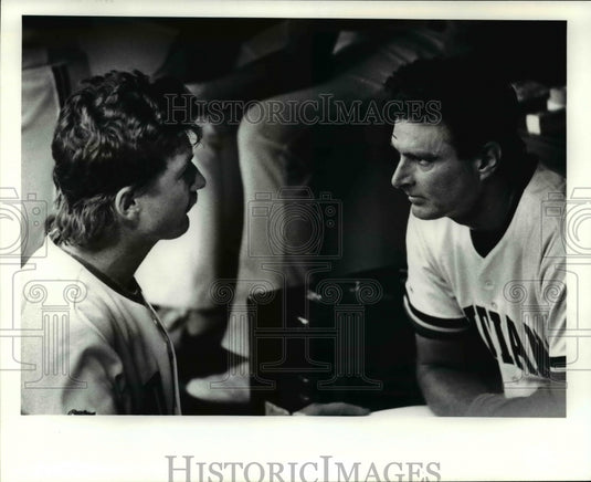 Press Photo: Cleveland Indian Players - cvb42336 - Historic Images
