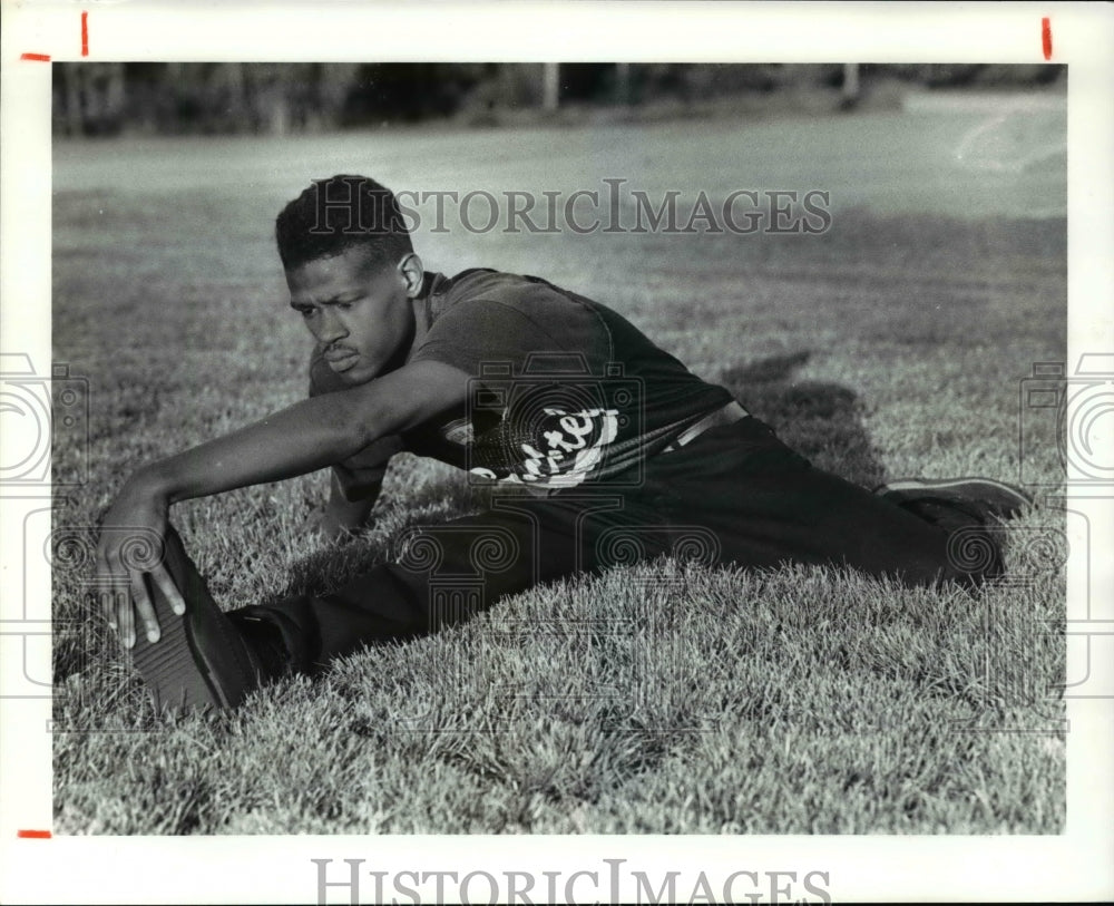 1991 Press Photo Carlos Jones, Buchtel, (Run, Cross Country) - cvb42452 - Historic Images