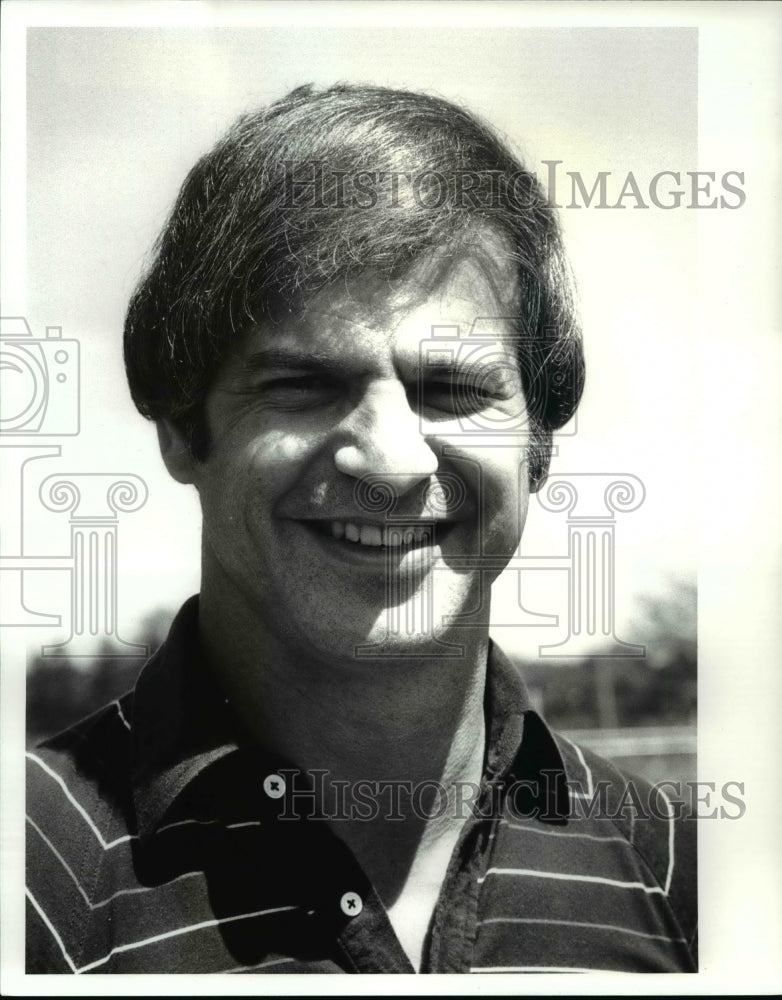 1986 Press Photo Orange High Track Coach Terry Jordon - cvb42748 - Historic Images