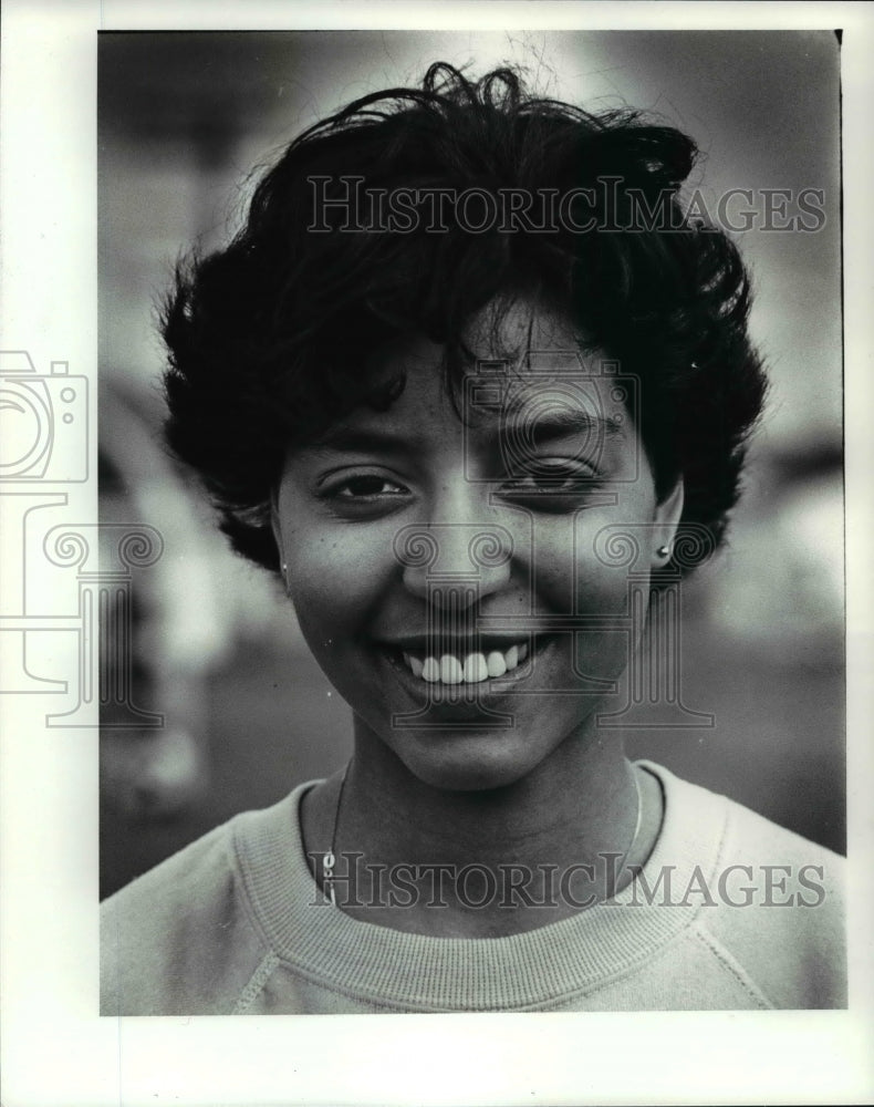 1986 Press Photo Karna Williams, Shaker Heights High School Hudlers - cvb42760 - Historic Images