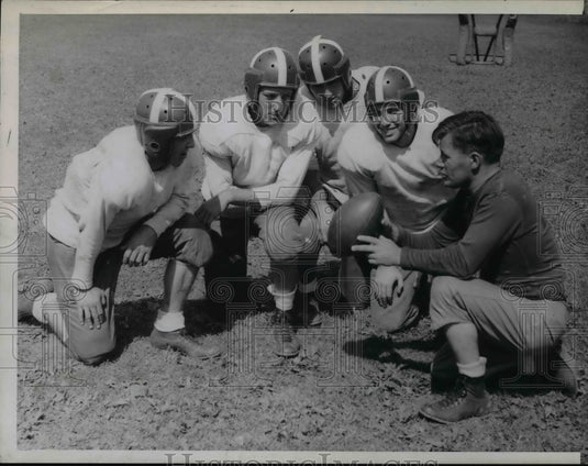 1943 Press Photo Shaw - Cch Marty Cofius - cvb42930 - Historic Images