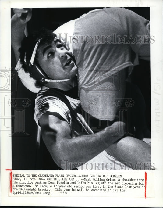 1990 Press Photo Mark Mollica and Dean Perella-Wrestling practice - cvb43399 - Historic Images
