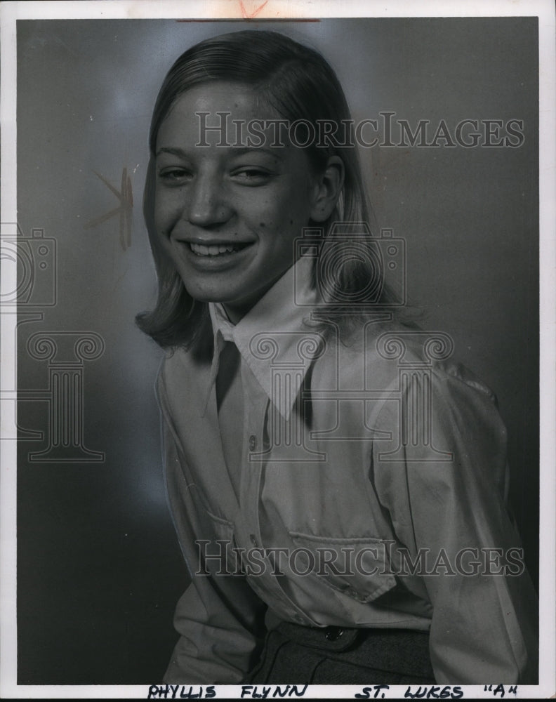 1970 Press Photo AAU Jr Olympic Green Candidates, Phyllis Flynn, St. Lukes &quot;A&quot; - Historic Images