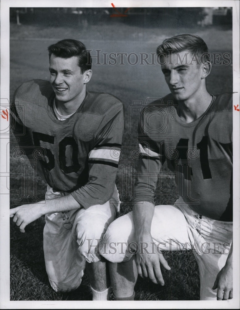 1955 Press Photo Dennis Bradley and Dave Banning of Chargin Falls High Football- Historic Images