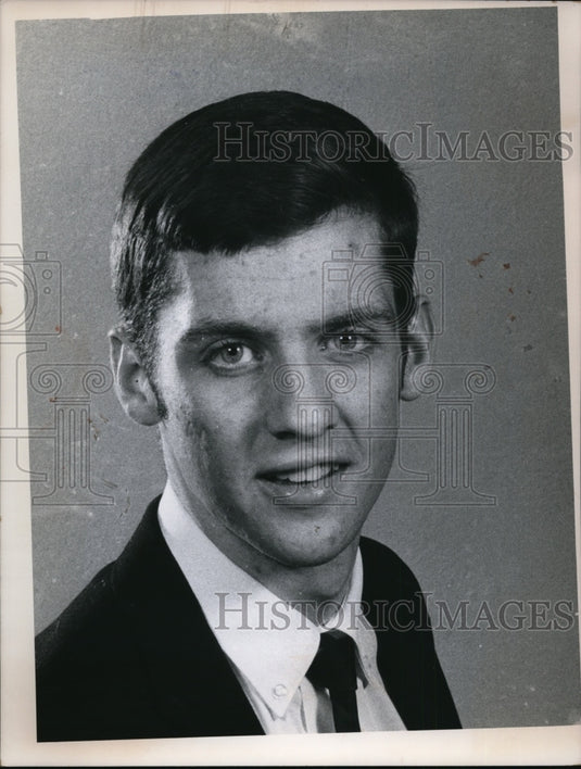 1968 Jeff Thompson with Chagrin Falls football team.-Historic Images