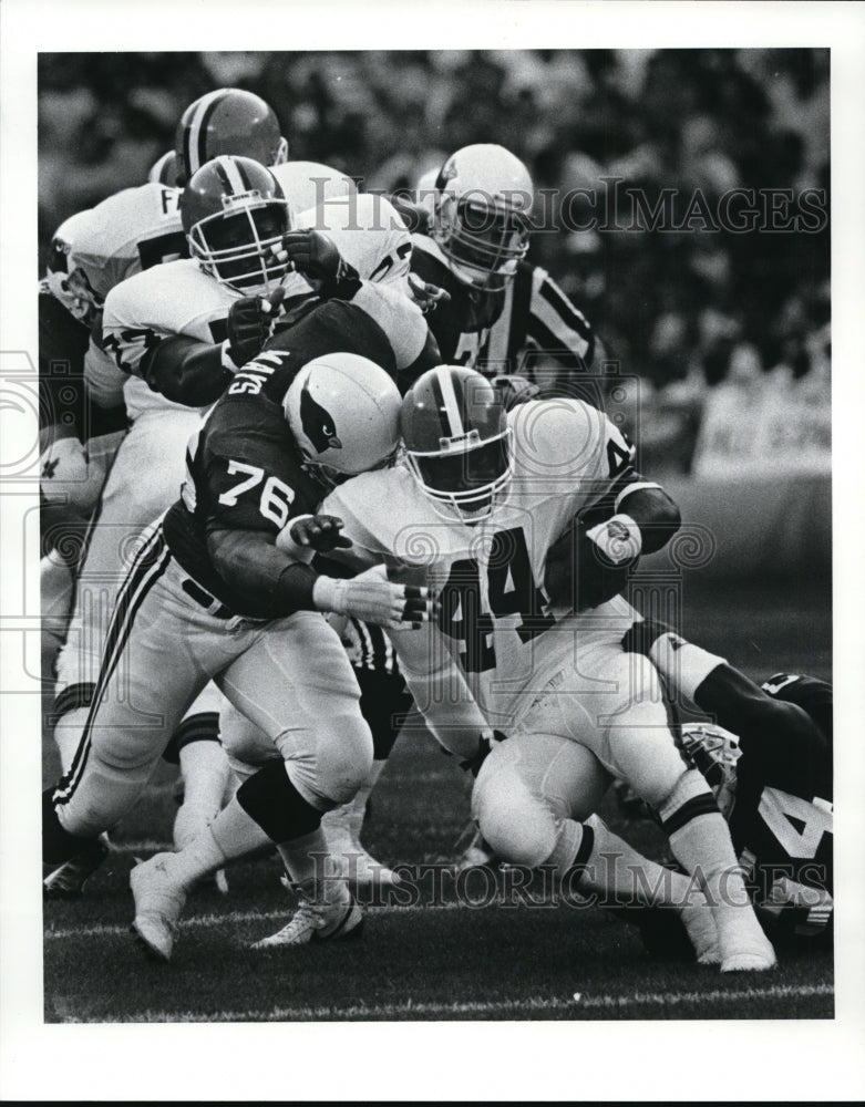 1987 Press Photo Ernest Byner stopped for no yards in first quarter - cvb43757 - Historic Images