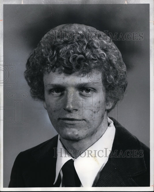 1975 Press Photo Kevin Domzalski, Cuyahoga Heights high basketball player - Historic Images