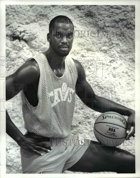 1987 Press Photo Cleveland Cavaliers player Kannard Johnson - cvb44831 - Historic Images